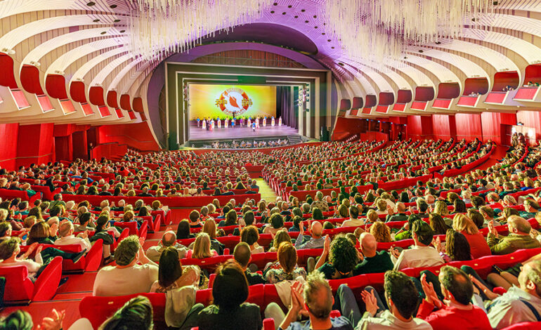 2. Imagen Oficial Shen Yun Italia Turin Teatro Regio 9 de enero 2024 Creditos Epoch Times