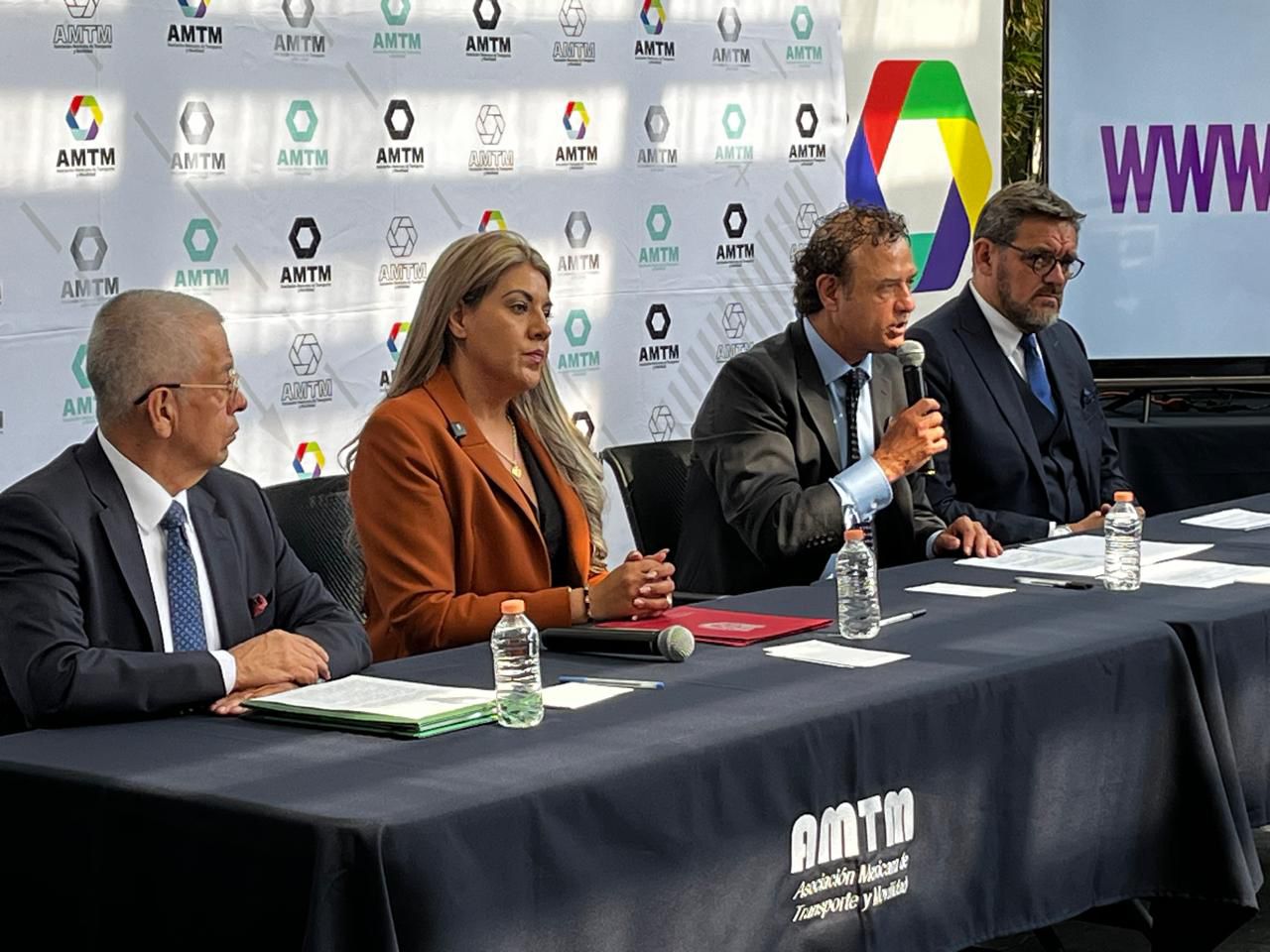 El transporte público está en riesgo de colapso: Jesús Padilla