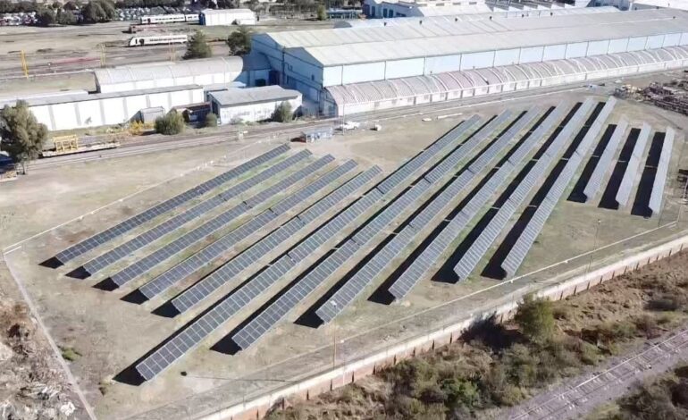 Alstom impulsa la sostenibilidad con paneles fotovoltaicos en su planta de Sahagún, en México