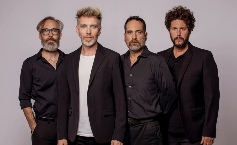 ELEFANTES INICIA EN MÉXICO LA GIRA POR LOS 25 AÑOS DE AZUL, UNO DE LOS DISCOS MÁS TRASCENDENTALES DEL ROCK EN ESPAÑOL