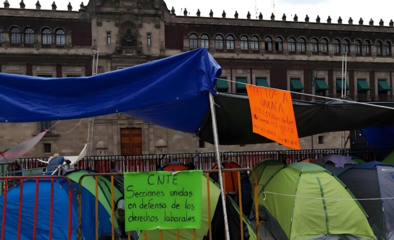 CNTE mantiene plantón en centro de CDMX; prevén asambleas para este sábado