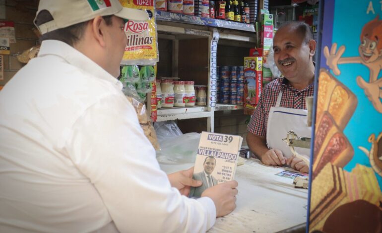 Raymundo Villalpando recorre mercados de Azcapotzalco e invita a la reflexion ciudadana