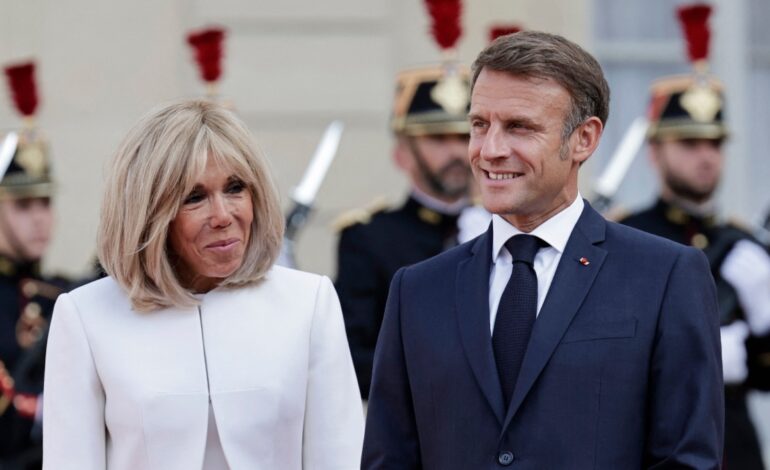 Macron niega pelea con su esposa: “Sólo estábamos bromeando”