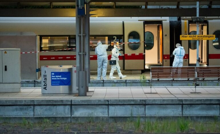 Actualizan a 18 el saldo de heridos por ataque con cuchillo en estación de tren en Alemania