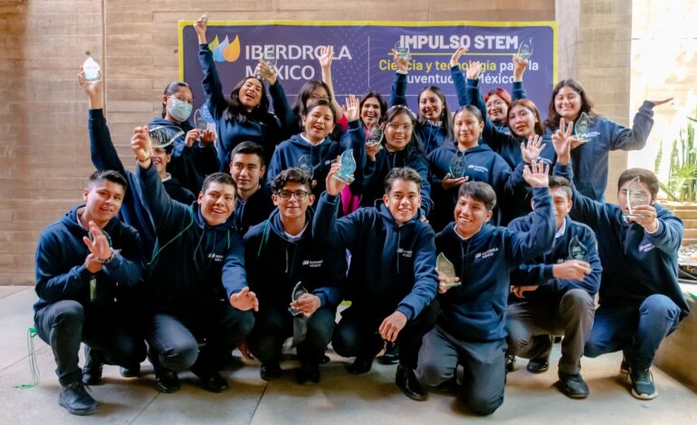 Entrega de becas de la 3a generacin Impulso STEM 1
