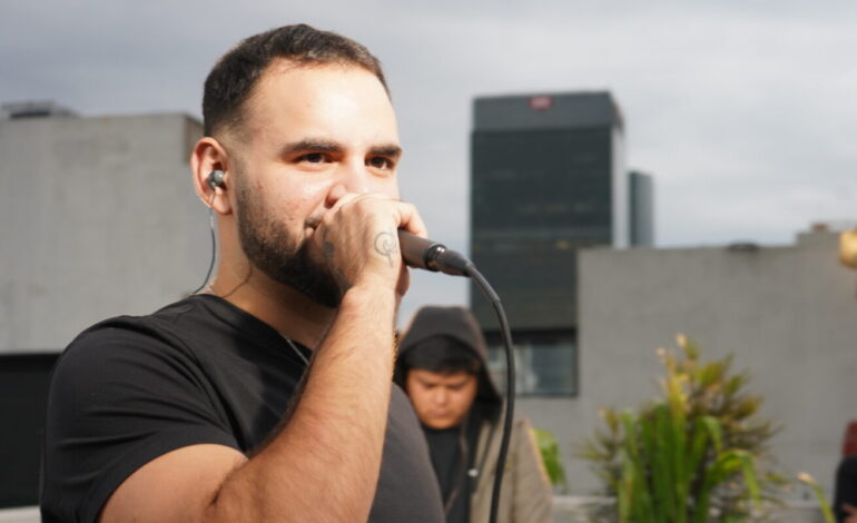 CON UN CONCIERTO EN SILENCIO, TAYLOR DÍAZ PROTAGONIZA UNA EXPERIENCIA INMERSIVA EN LA PLAYHAUS BYTOTALPLAY