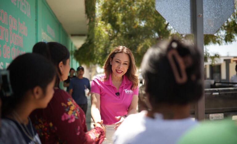 Tania Contreras primera mujer electa como Presidenta del STJT