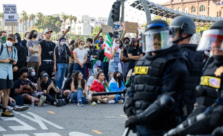 Detienen a decenas de personas en San Francisco en protestas contra política migratoria de Trump
