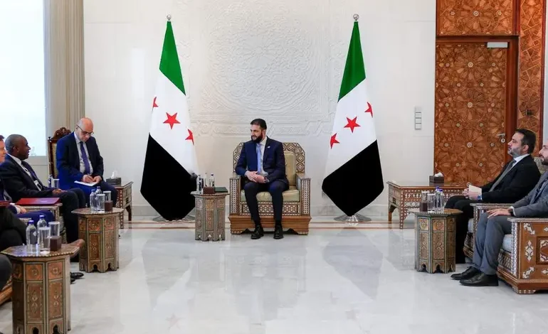 Reino Unido anuncia el restablecimiento de relaciones diplomáticas con Siria