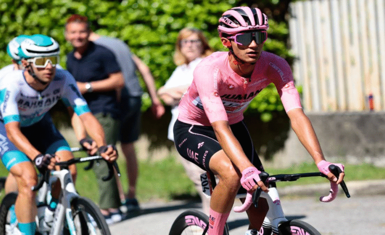 Isaac del Toro entra al Top 10 del ranking UCI