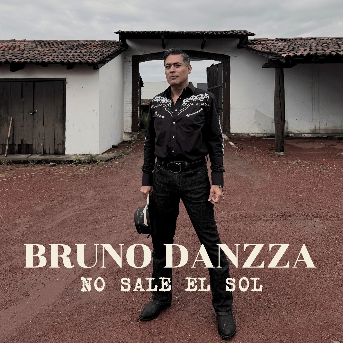 BRUNO DANZZA NO SALE EL SOL OCT 2025 COVER