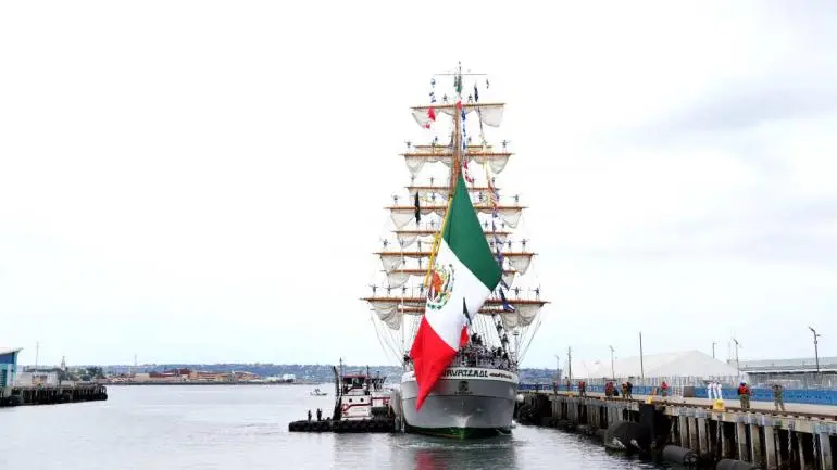 buque escuela cuauhtemoc