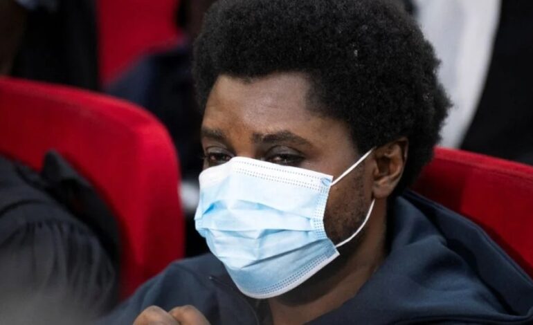 Dictan tres años de trabajos forzosos para ministro de Justicia por caso de corrupción en el Congo