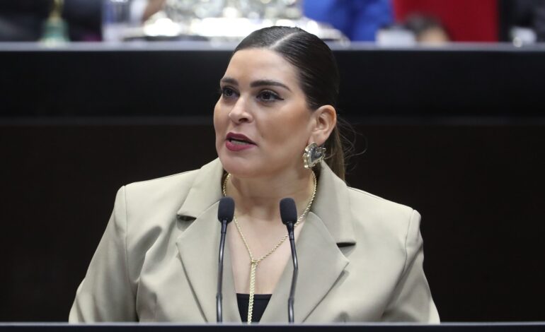 Proponen garantizar agua potable, bebedores y sanitarios en buen estado, como requisito indispensable en instituciones educativas