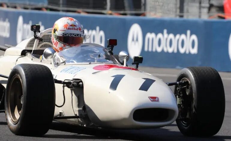 Honda celebra 60 años de su primera victoria en F1 con una emotiva exhibición en México