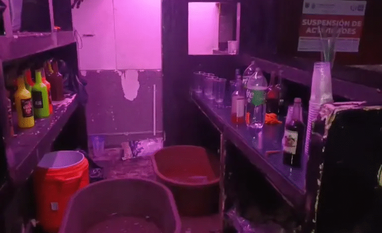 Hallan indicios de trata de personas por fiesta clandestina en la Juárez, CDMX