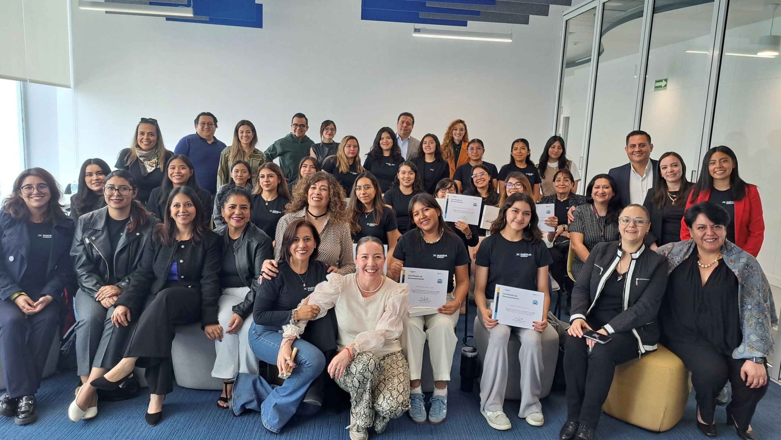 Universitarias ganan el Hack Day 2025 con «Ecolecta», una plataforma que convierte residuos en oportunidades