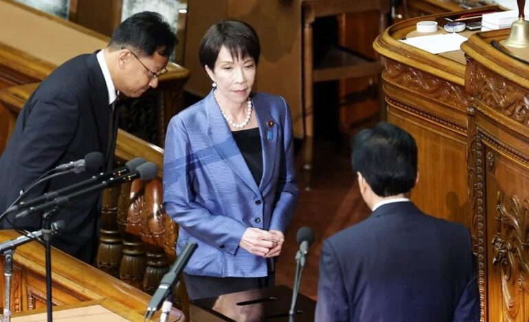 La conservadora Sanae Takaichi se convierte en la primera mujer en liderar Japón