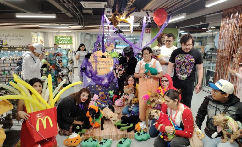 Petco Celebracin Halloween