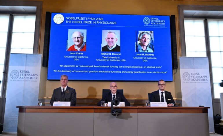 clark devoret y martinis ganan nobel de fisica 2025 por avances en mecanica cuantica 043416