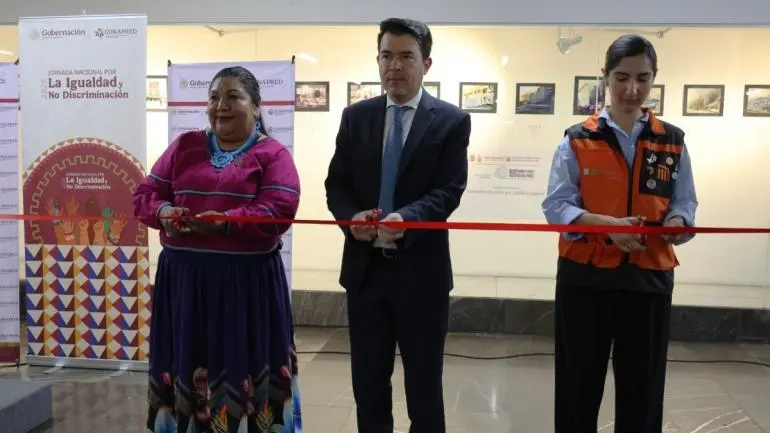 exposicion 19 por 19 metro