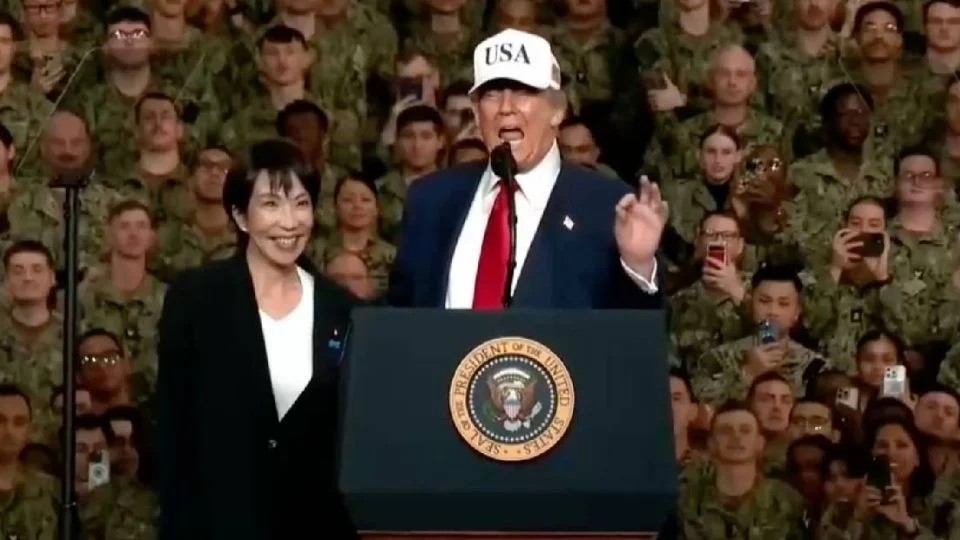 Trump anuncia inversión de 10 mil millones de dólares de Toyota para plantas en EU