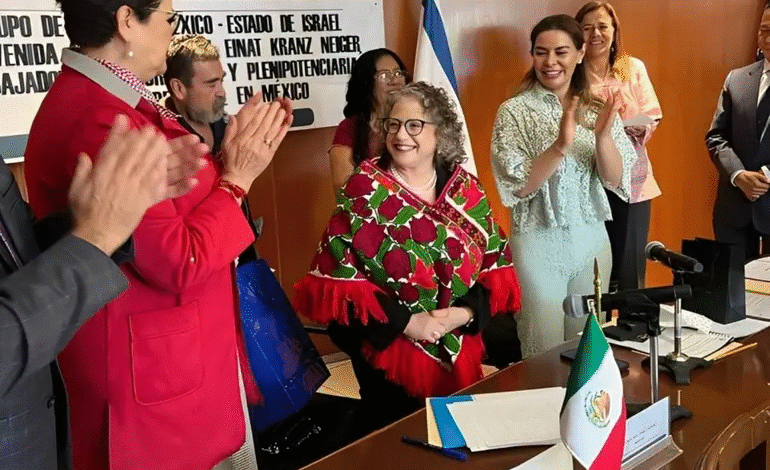 4e656024 a691 4b6a ad6a ba17f7569e4c