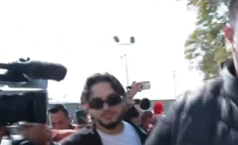 ‘No fuimos vinculados a proceso’ Christian Nodal respira aliviado tras 17 horas de audiencia