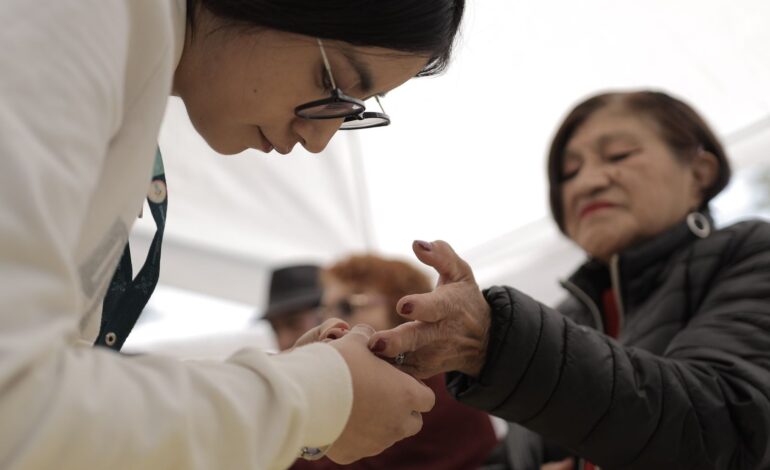 Bailar para cuidar el corazón y los riñones: celebran el “Danzón por la Diabetes”