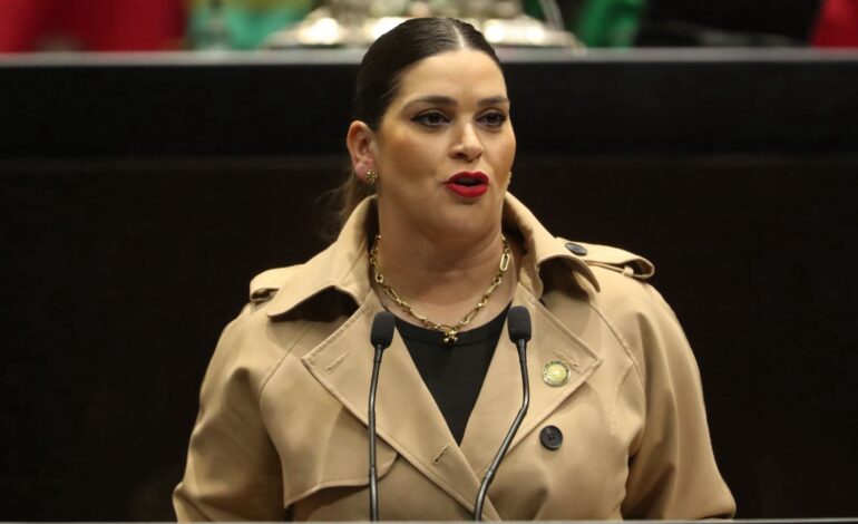 2025 12 23 12 21 13pm