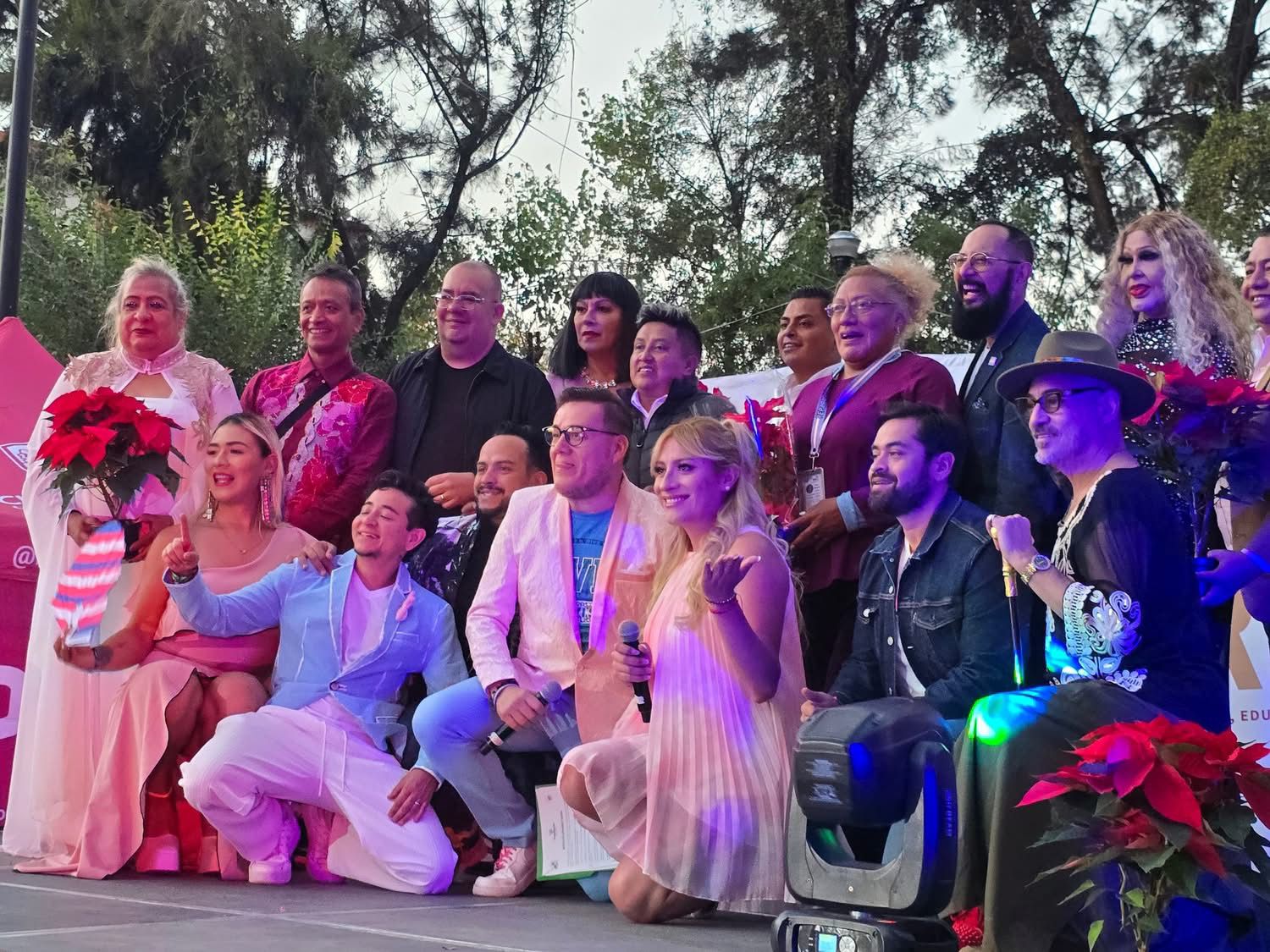 NEIDAN NOTA DESFILE FOTO2