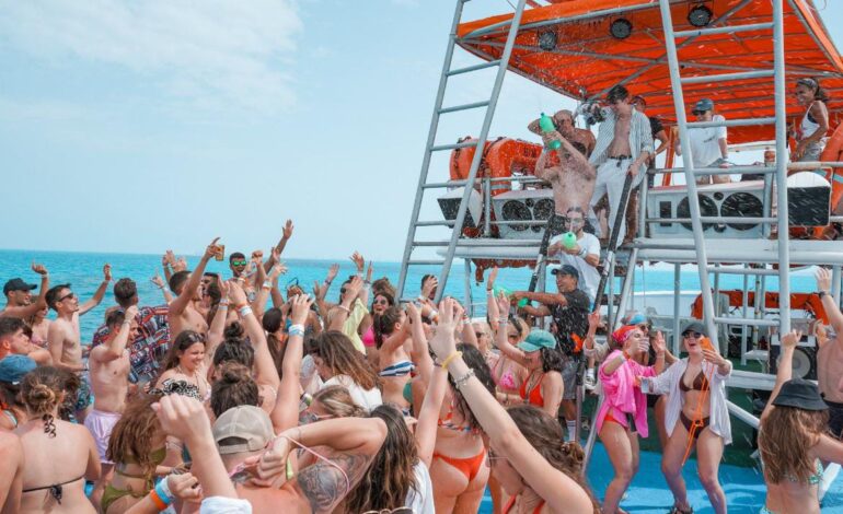 El 40 % de los jóvenes Gen Z organiza sus viajes desde el celular: así cambia la industria turística