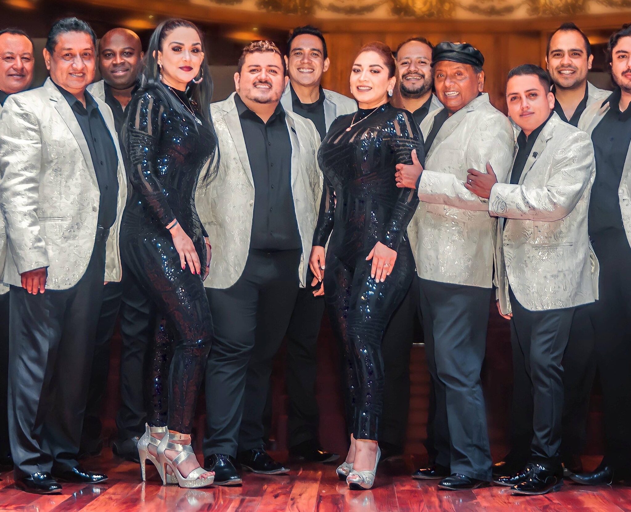 LA SONORA DINAMITA DE XIU GARCIA LLEGA AL TEATRO METROPÓLITAN CON INVITADOS ESTE 14 DE DICIEMBRE DE 2025