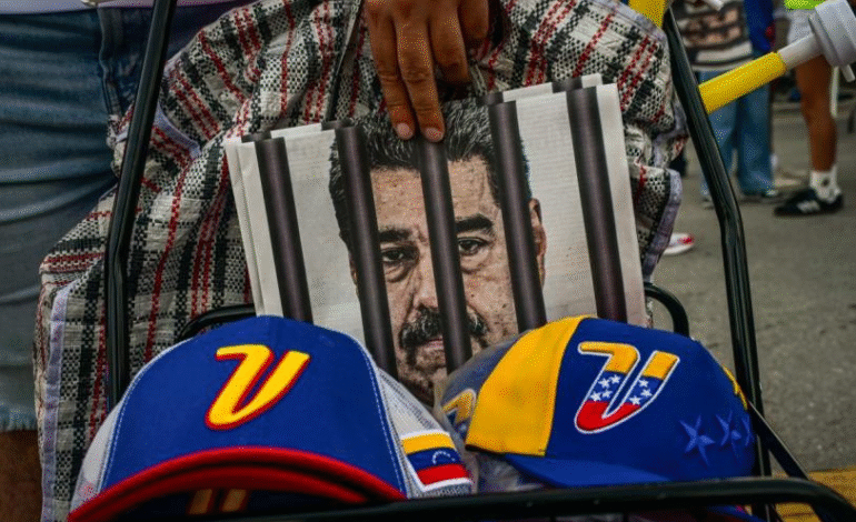 Suiza ordena bloquear posibles activos de Nicolás Maduro