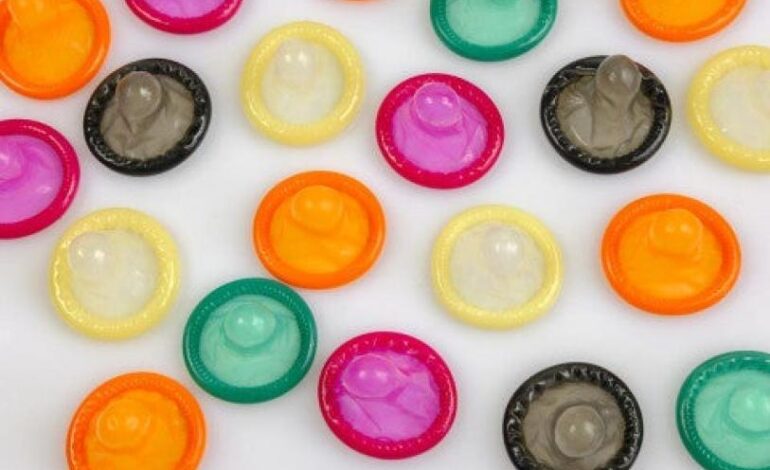 China grava preservativos y píldoras en su intento por elevar los nacimientos