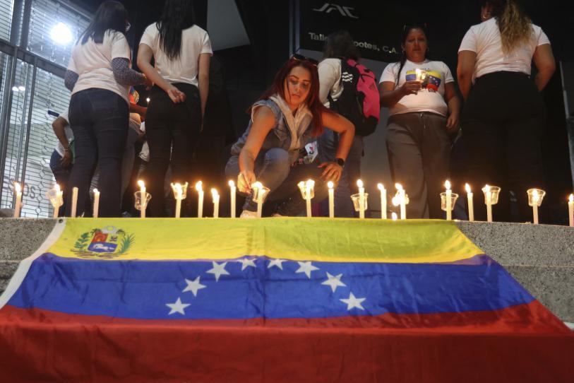 Venezuela excarcela a periodistas y a estadunidenses, bajo presiones de Trump