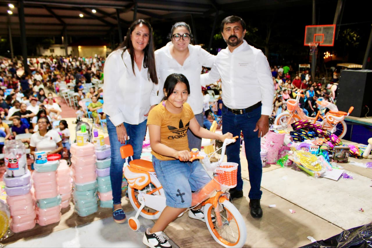 Lleno total en la zona maya con el respaldo de Rafa Marín y Jessica Álvarez
