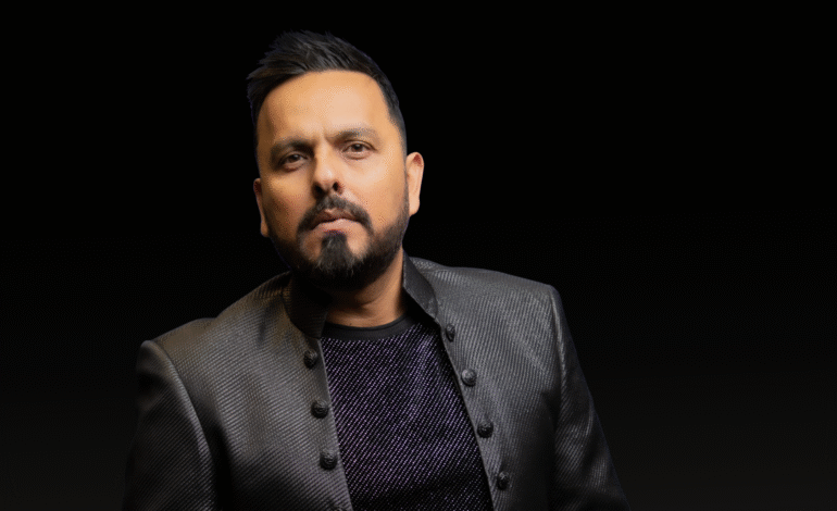 CARLOS SARABIA FOTO1