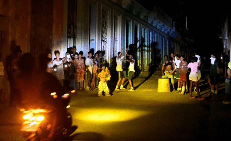 Cuba registra un sismo de magnitud 6 en medio del apagón que ha dejado a la isla sin suministro eléctrico