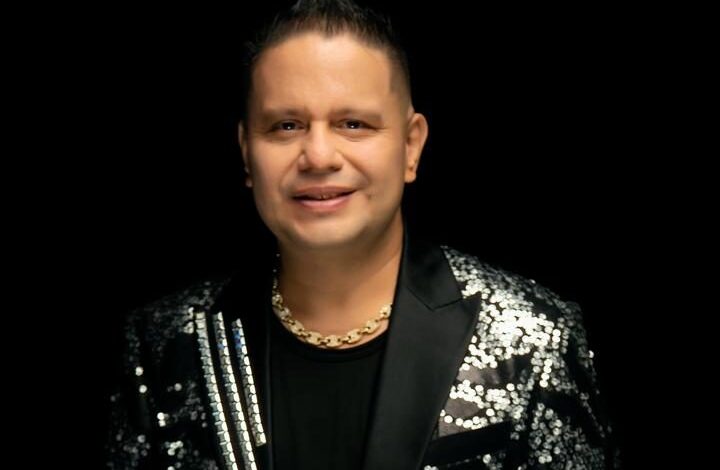 El romántico de la salsa, Álvaro Granobles, impulsa nuevos lanzamientos en México