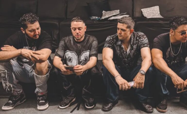 PEE WEE Y LOS KUMBIA 4EVER CONVERTIRÁN LA MARAKA EN UNA FIESTA DE NOSTALGIA Y BAILE