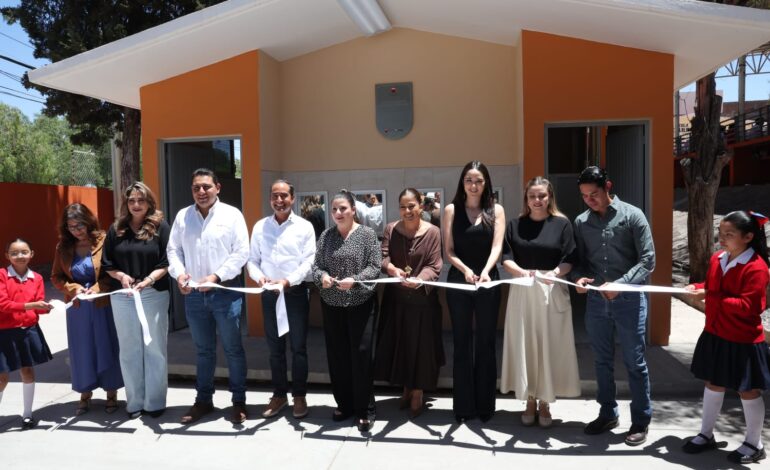 Beneficia Gobernador David Monreal a primaria “Eulalia Guzmán Barrón” de Guadalupe con más de 1mdp en infraestructura