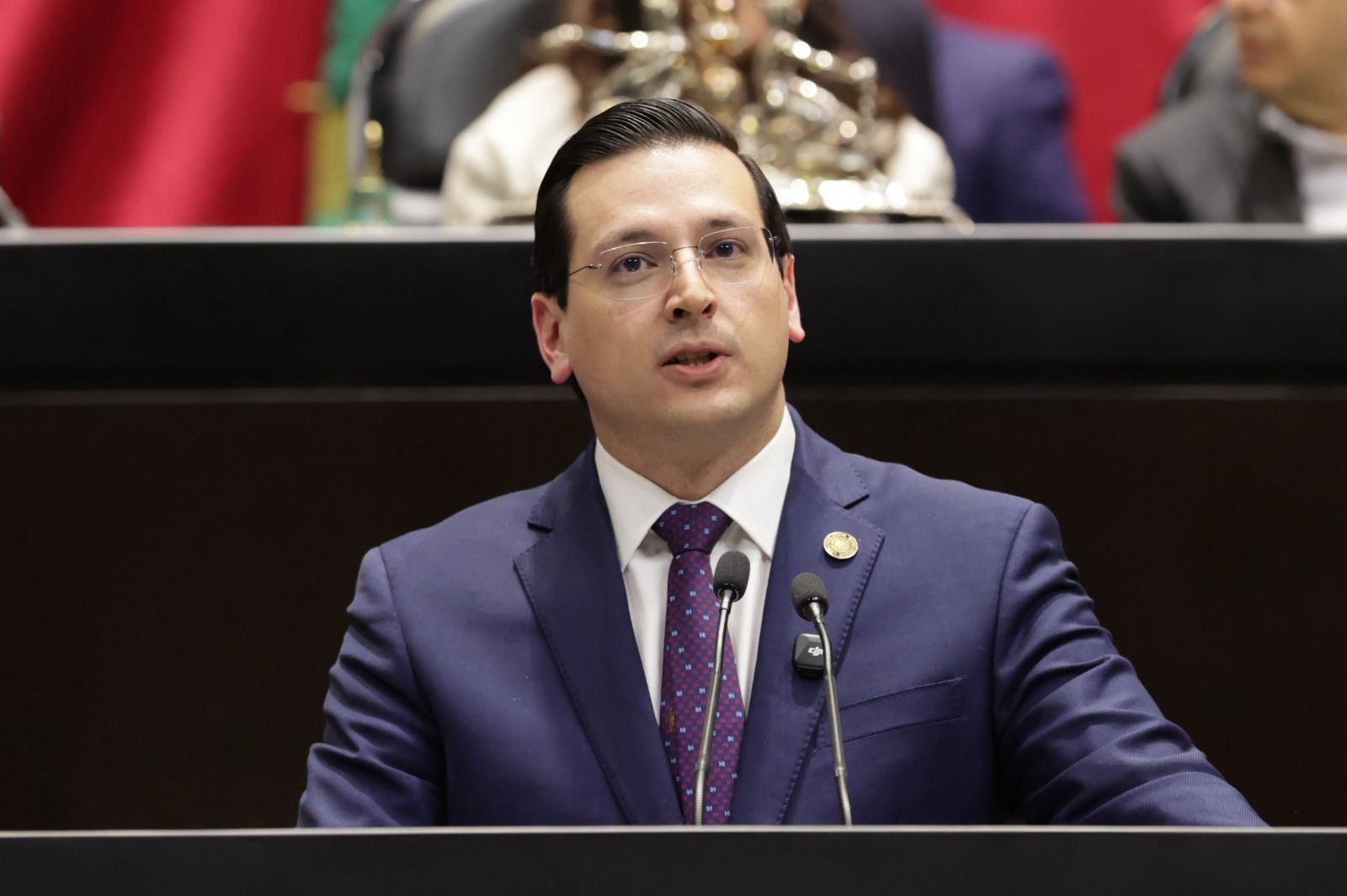 Impulsan reformas para ampliar a un año la licencia de maternidad con goce de sueldo