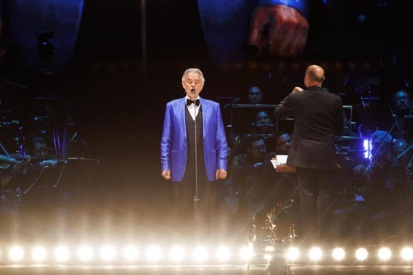 Noche histórica en el Zócalo: Andrea Bocelli fusiona ópera y cumbia con Los Ángeles Azules