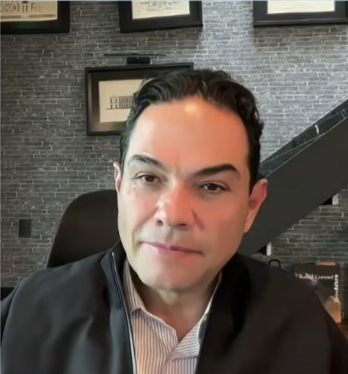 Enrique Vargas del Villar busca la reeleción a la presidencia municipal de Huixquilucan.