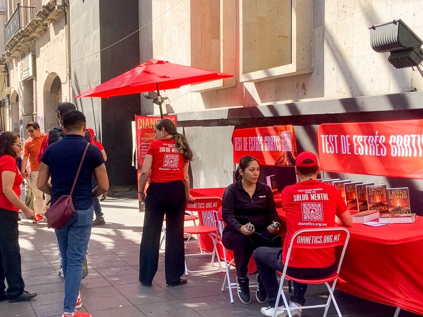 México se suma a la campaña de divulgación de Dianetics mientras la salud mental llega a un punto crítico