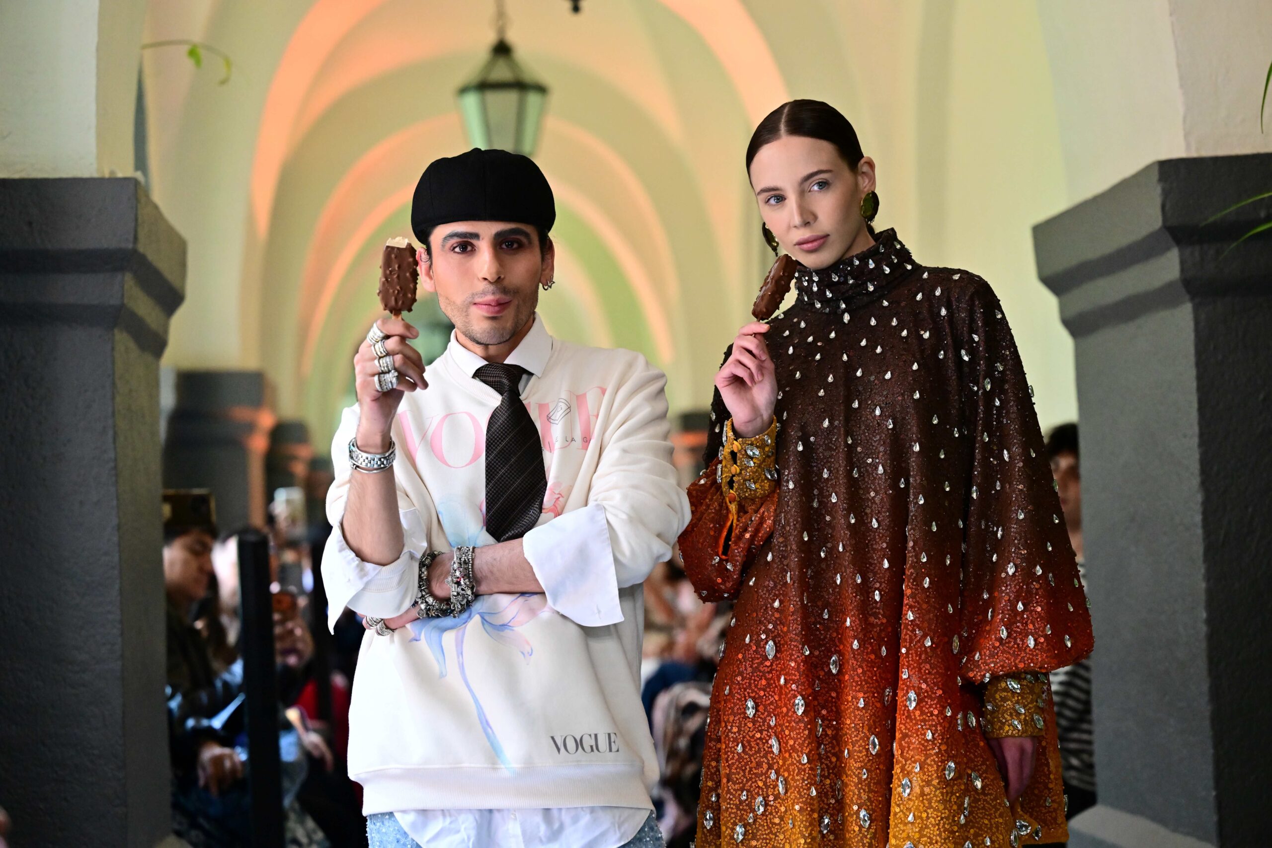 El diseñador mexicano Jesús de la Garsa convierte el universo MAGNUM® en alta costura