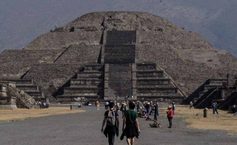 Confirman una turista muerta y siete personas heridas en balacera en Teotihuacán, entre ellas un menor de edad