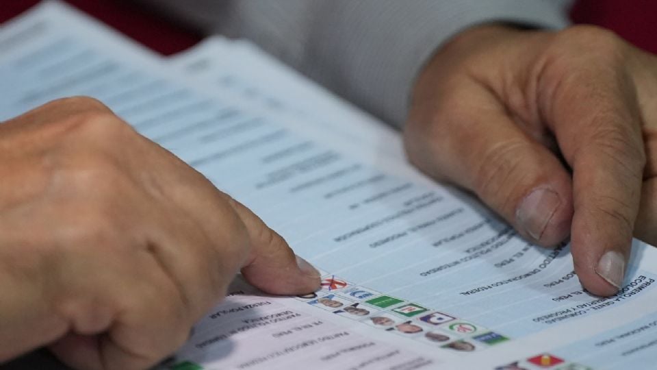 Elecciones en Perú: catean la casa del exjefe del organismo electoral por retrasos en votación