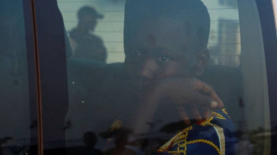 Secuestran a 23 menores en un orfanato clandestino en Nigeria; autoridades rescatan a 15